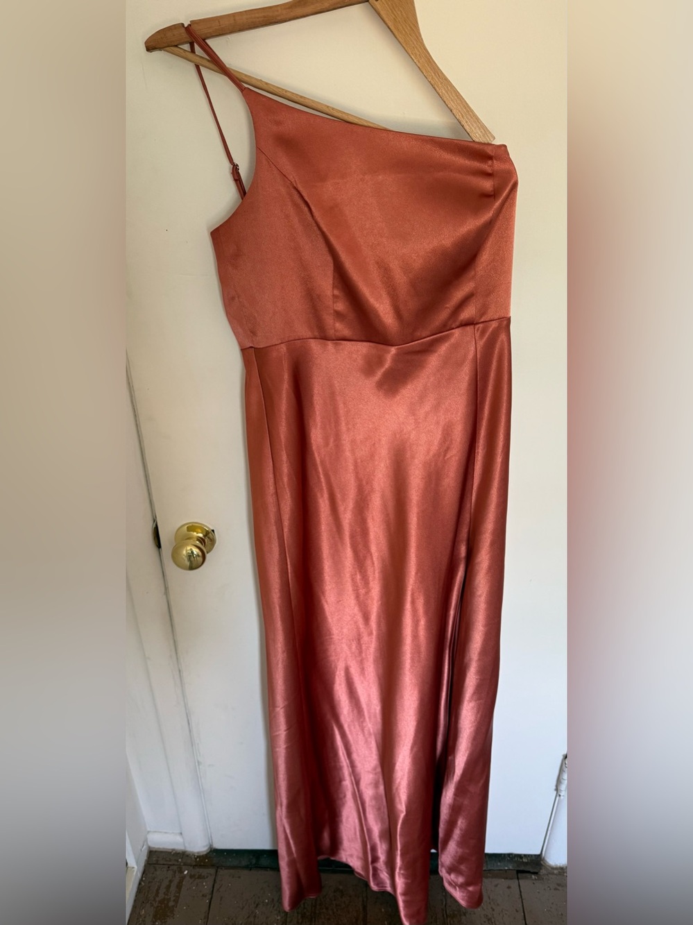 One-Shoulder 	
Kensie Shiny Satin Dress - Terracotta